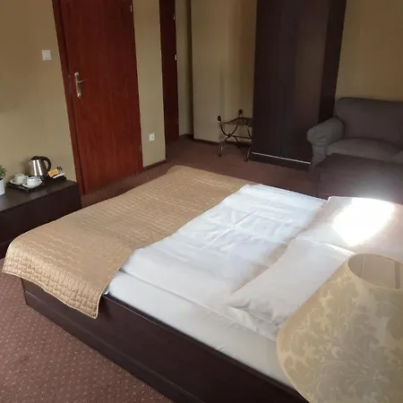 Siedem Swierkow Couette-café Szczecinek