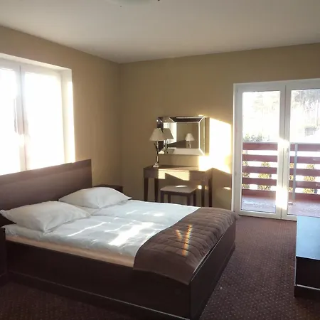 Siedem Swierkow Couette-café Szczecinek